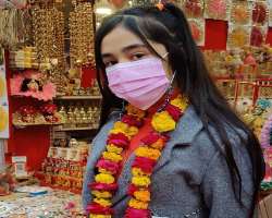 Aakriti is a religious person and often visits temples.